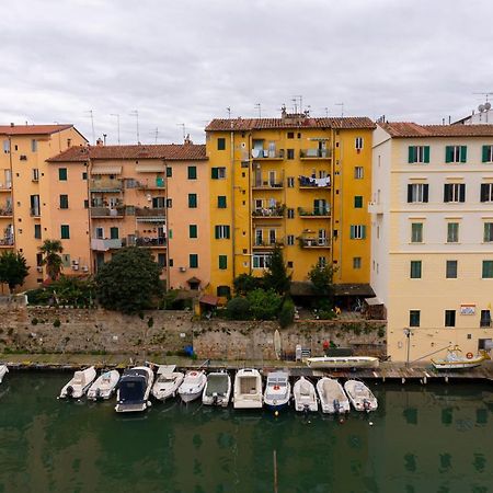 Le Streghe Rooms E Art,Centralissimo Con Garage Su Richiesta Ливорно Екстериор снимка